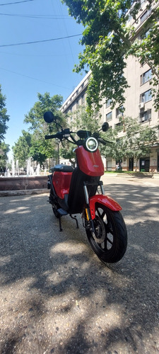 Moto Eléctrica Uqui Gt Sport De La Marca Niu