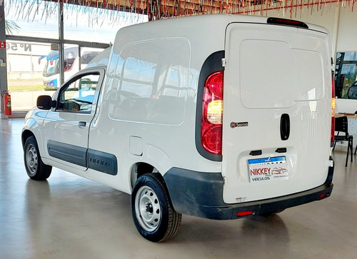 Imagem 3 de 15 de Fiat Fiorino 2021