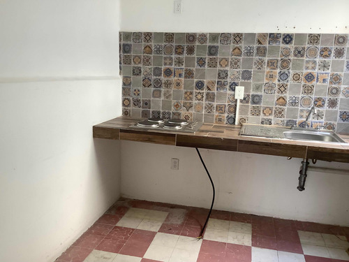 Departamento U Oficina 4 Recamaras ,1 Baño Completo Cocineta