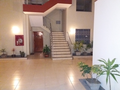 Imagen 2 de 12 de Ocacion Zona Exclusiva Departamento En Surco