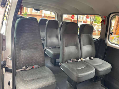 Nissan Urvan 2012 3.0 Diesel 16psj + Conductor