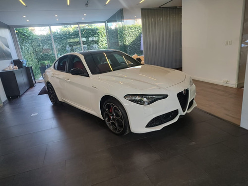 Alfa Romeo Giulia 2.0 280cv Veloce