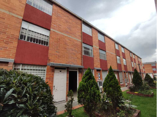 Arriendo Linda Casa  En Castilla Conjunto Quintas De Castilla Bogota