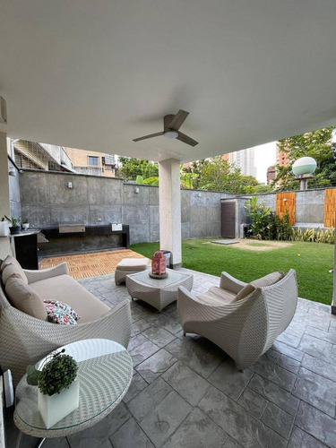 * Josefina Toledo: Hermosa Casa En Venta En El Parral, 495m², Cocina Concepto Abierto, Maletero, Bello Jardín Con Parrillera, Terraza, Fachada En Mármol, Planta 100%, Filtro Ósmosis Inversa, 268730