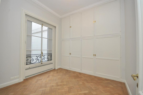 Imagen 26 de 30 de Excepcional Piso En Edificio Francés Sobre Avenida Alvear Único Por Su Categoría