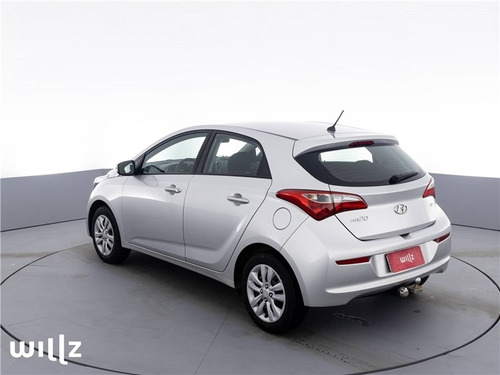 Imagem 3 de 17 de Hyundai Hb20 1.6 Comfort Plus 16v Flex 4p Manual
