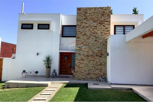Imagen 2 de 30 de Se Vende Excelente Casa En La Florida
