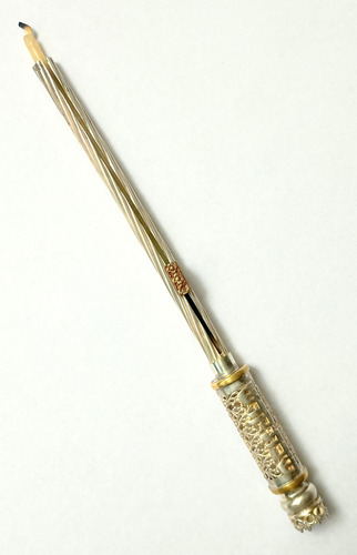 Encendedor Antiguo Para Menora O Candelabro Plata Y Bronce (Usado)