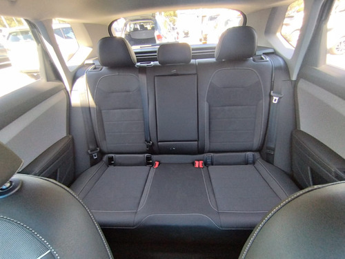 Volkswagen Taos 5p Comfortline Plus L4/1.4/T Aut