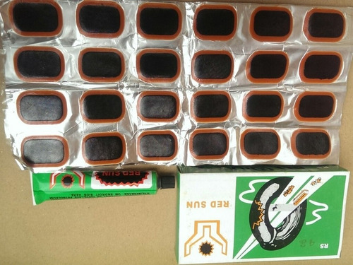 Imagen 2 de 4 de Caja De 48 Parchos Con Pega Bicicleta Moto