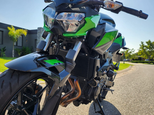 Kawasaki Z400 2023