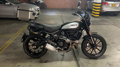Vendo Ducati Scrambler 800