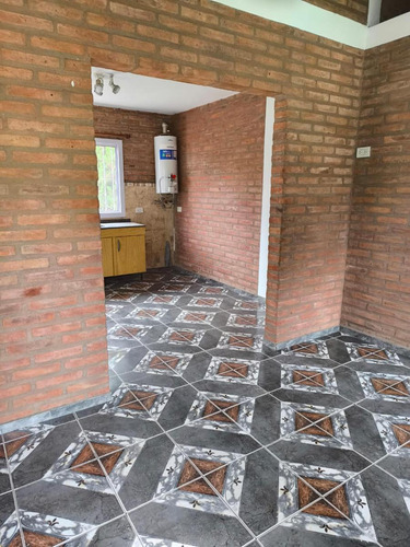 Casa En Venta - 2 Dormitorios 2 Baños - Cocheras - 780mts2 - Villa Rumipal