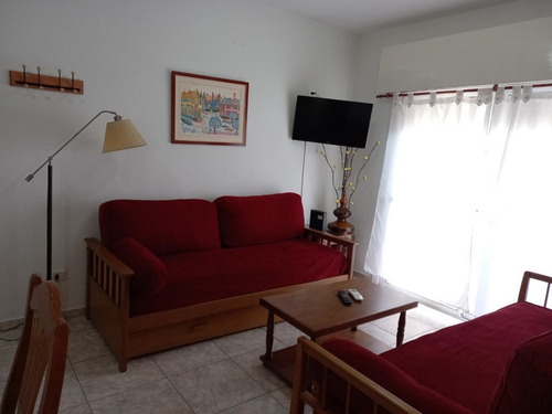 Imagen 14 de 17 de Departamento 2 Dormitorios -3 Ambientes Por Dia O Semana