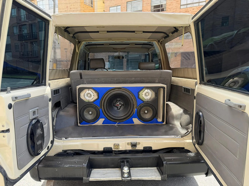 Toyota Fzj 73 Modelo: 1995 Motor: 4.500