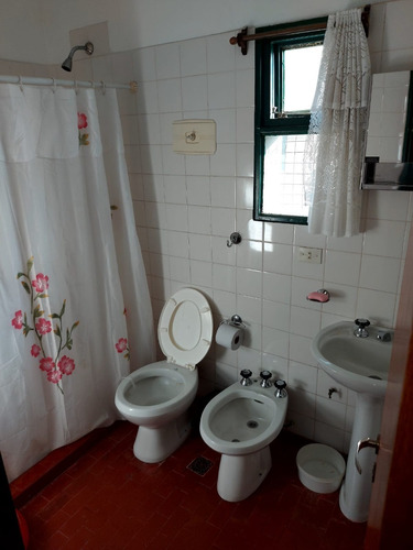 Imagen 8 de 14 de Duplex (p/8 Pers.) + Pileta Grande + Aire Acond. + Cochera + Quincho + Wifi + Tv. Cable + Zona Residencial ::: Espectacular (consultar Por Otros Dptos Mas Pequeños Y/o Casa)