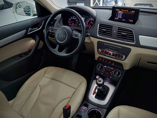Audi Q3 1.4 TFSI AMBIENTE FLEX 4P S TRONIC
