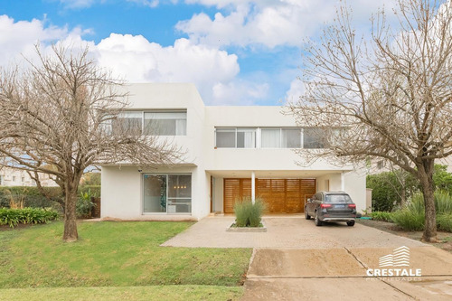 Imagen 2 de 30 de Casa 3 Dormitorios Muy Amplios En Venta - Kentucky, Funes