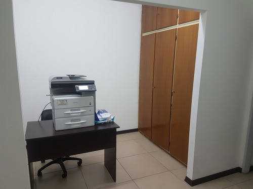 Imagen 12 de 14 de Dueño Vende Oficina Microcentro Oportunidad !!