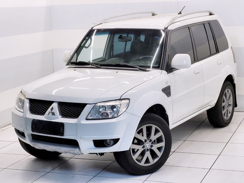 Mitsubishi Pajero TR4 2.0 4X2 16V 140CV FLEX 4P AUTOMÁTICO