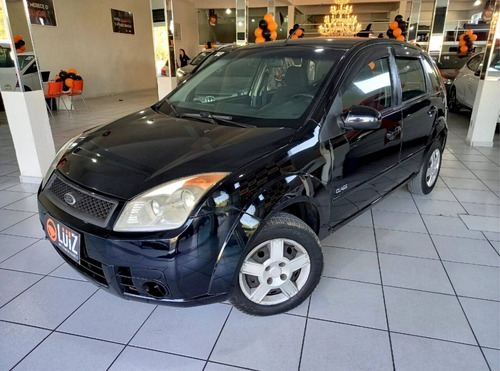 Imagem 2 de 6 de Ford Fiesta 1.6 Mpi Hatch 8v Flex 4p Manual