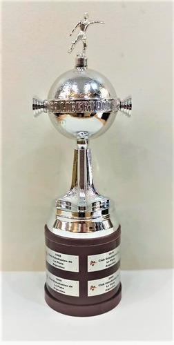 Copa Libertadores Estudiantes Campeon 1968-1969-1970-2009 !!