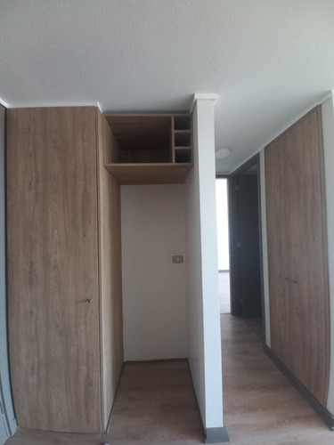 Metro Lo Ovalle Departamento En Arriendo 2d+2b Codxy101408