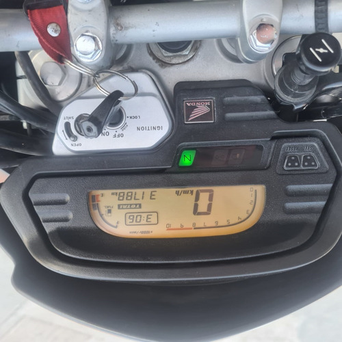 Imagen 10 de 16 de Honda Nx400 Falcon Usada - Modelo 2015 - Honda Falcon Nx 400