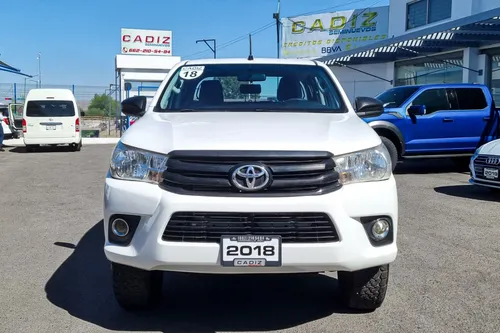 Toyota Hilux 2.8 Tdi Cabina Doble Mt