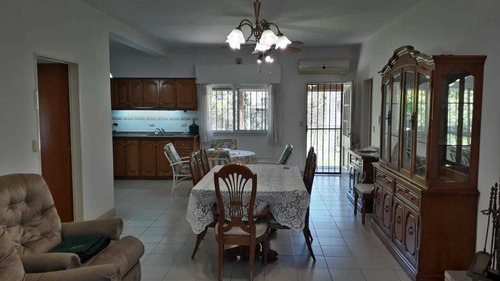 Imagen 8 de 15 de Casa Quinta De Gran Categoría - Permuta Por Depto En Caba
