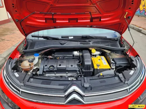 Citroën C4 Cactus 1.6 Shine Turbo Aut