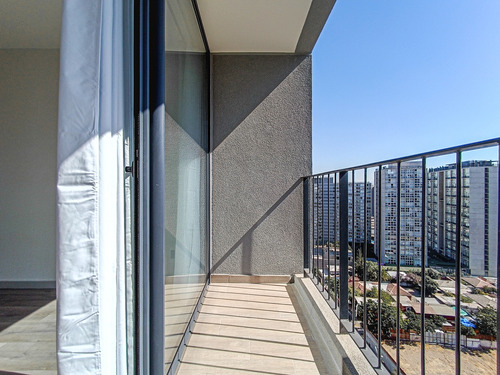 Edificio Av. Vicuña Mackenna (1 Est. 1 Bod.) Vista Oriente