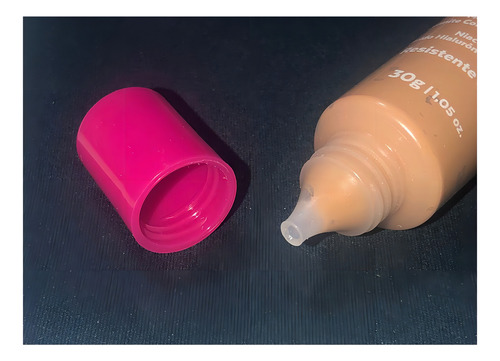 Base Liquida Alta Cobertura Aveludada A Prova D Agua C02 Tom C 02