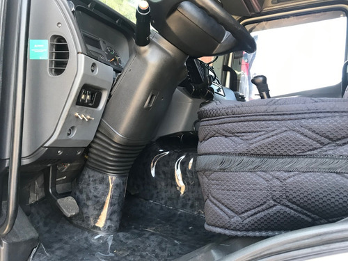 Mercedes Benz 2540 Ano 2010