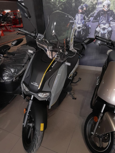 Imagen 8 de 16 de Moto Eléctrica Super Soco Cpx Black