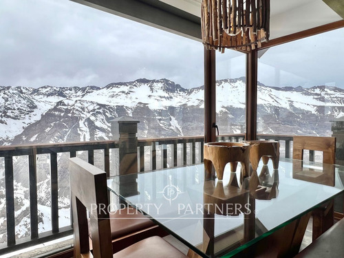 Valle Nevado, Remodelado, Amplio Y Luminoso Con Ma...