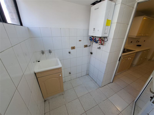 Precio Insuperable!! Depto En Venta De 4 Dorm. En Las Condes
