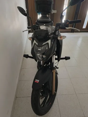 Apache Rtr 200 Tvs Modelo 2022 Color Negro Mate Único Dueño