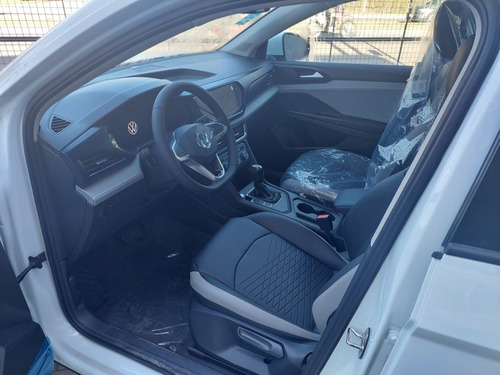 Imagen 4 de 11 de Volkswagen Taos Comfortline 0km Aj