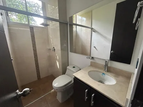 Apartamento En Venta En El Poblado. Cod V16957