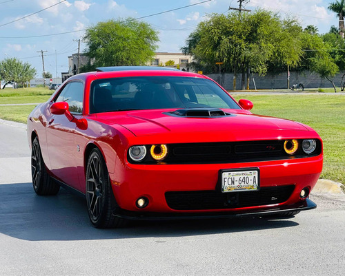 Imagen 2 de 14 de Dodge Challenger 2018 6.5l Sc Pack At