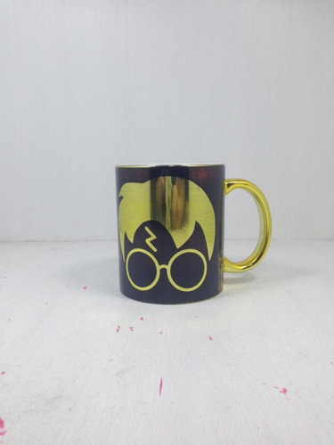 Caneca Cerâmica Especial Dourada Metálica Harry Potter