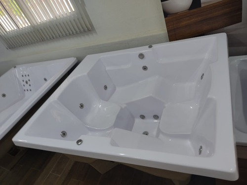Spa Ofuro Hidro Corcovado Completo Externo 190x160 Á Vista !
