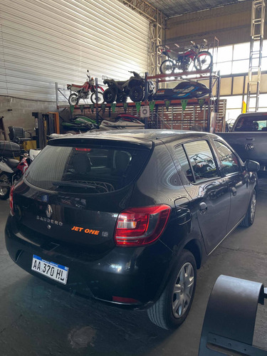 Imagen 4 de 6 de Renault Sandero 2016 1.6 Expression 90cv