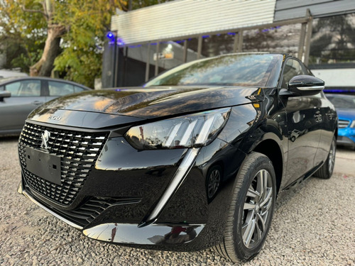 Peugeot 208 Feline A/T