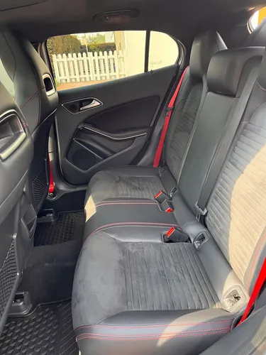 Mercedes-Benz Clase GLA 1.6 Urban