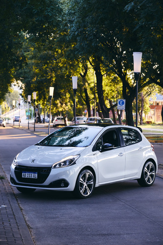 Peugeot 208 1.6 Gt Thp