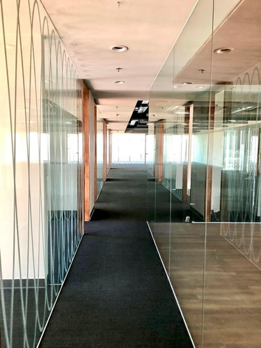 Oficina En Renta En Lomas Altas Torre Quadrata