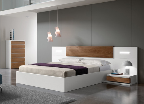 Imagen 1 de 4 de Cama Doble Moderna Lacada Con Mesas De Noche Ref Aris