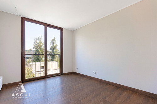 Departamento En Venta De 3 Dorm. En Lo Barnechea